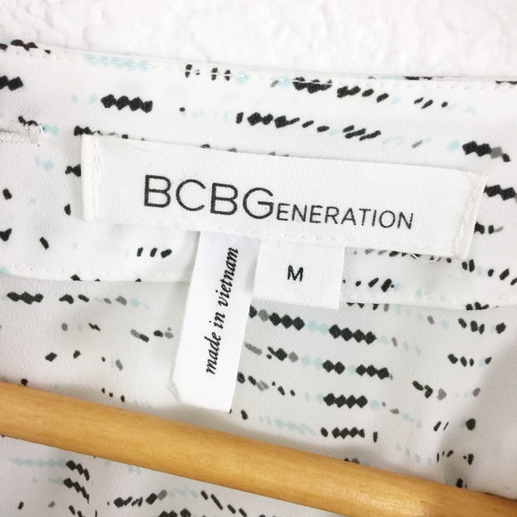 BCBGeneration Dress Sleeveless medium white Ruffle Dress - Picture 8 of 9